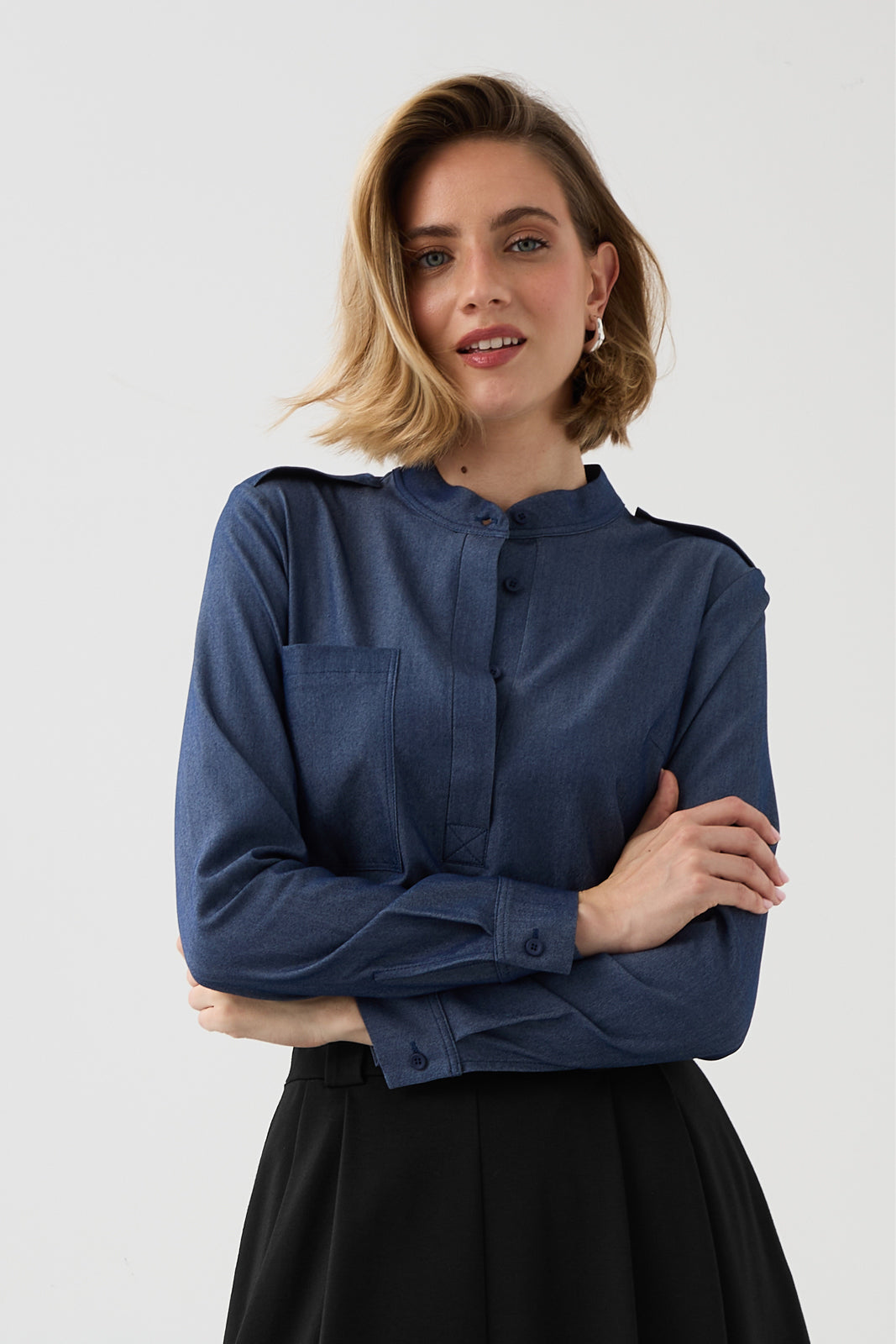 NEW CHIC SHIRT navy blue jeans