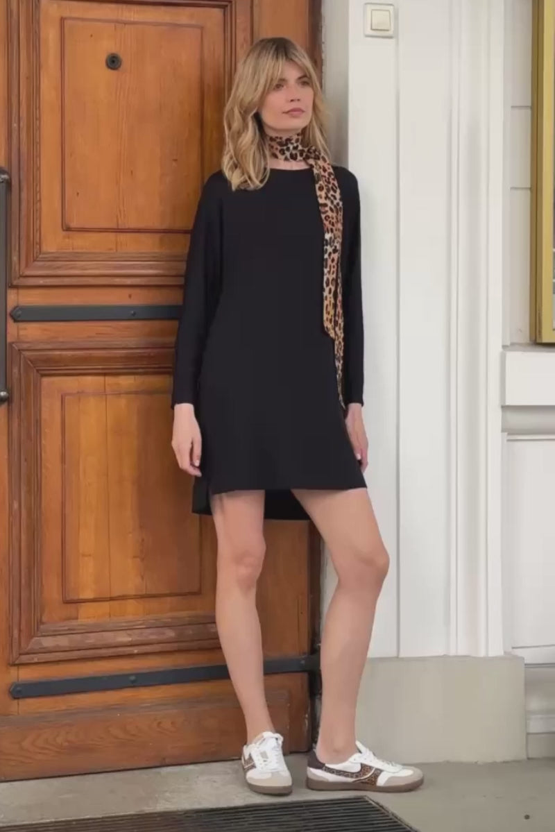 ANASTASIA black premium modal