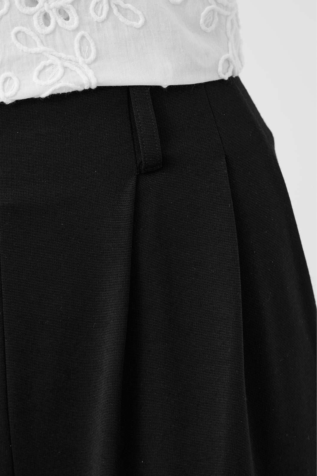 Pants CWANIARY black