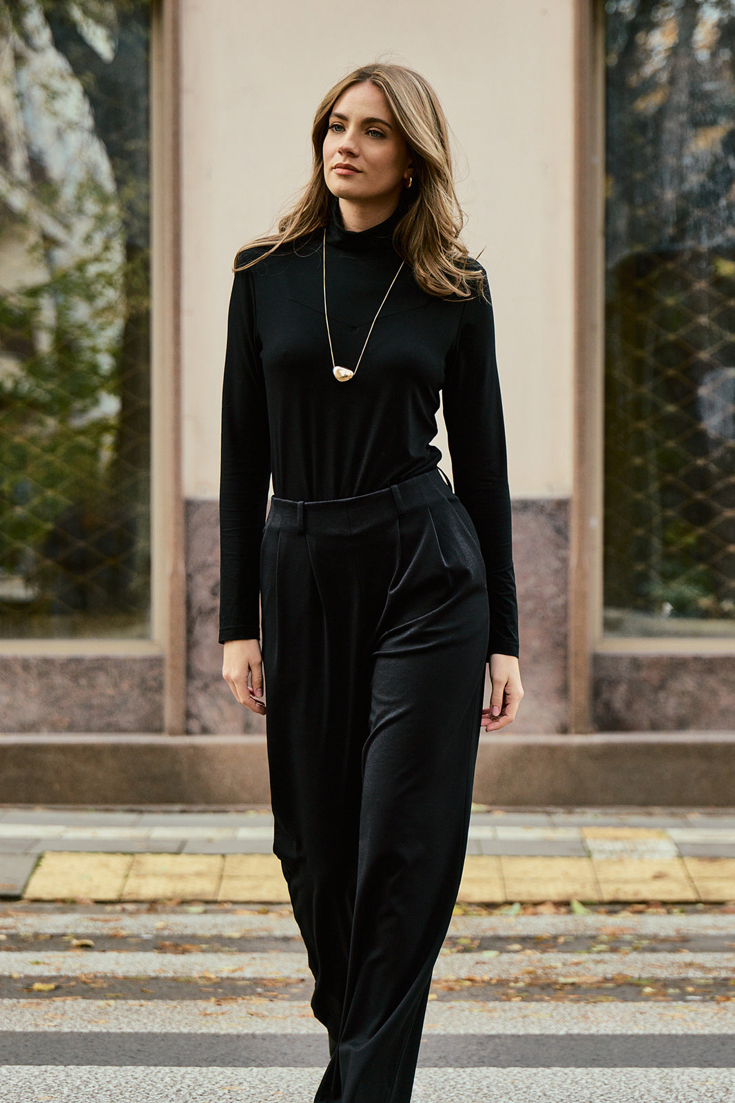 Pants CWANIARY black