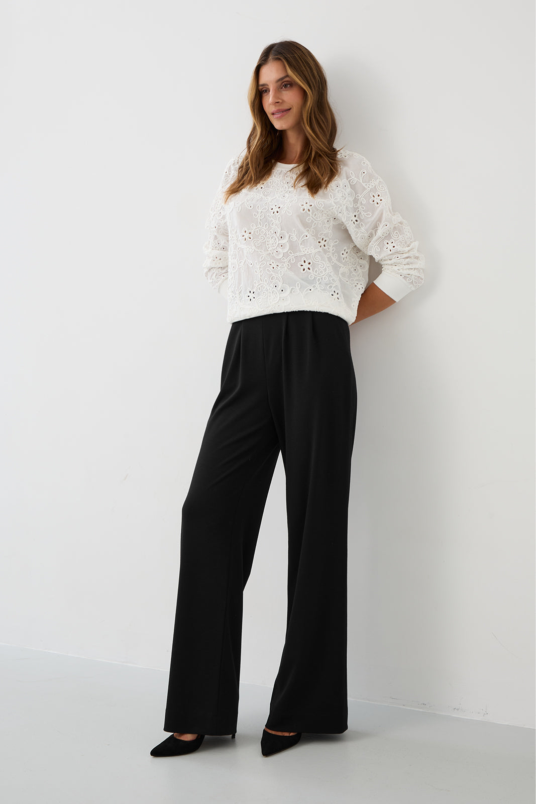 Pants CWANIARY black